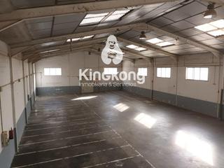Nave industrial en Zona Industrial. Nave industrial en esquina en venta en arganda del rey