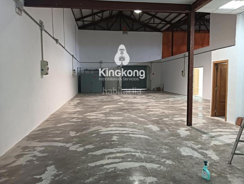 Foto ff03b17c-8de3-4e2d-b08b-6e8f20ac730a. Nau industrial a Torres de la Alameda