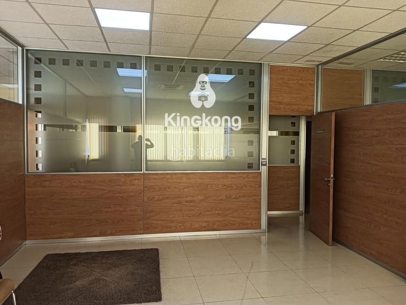 Foto 49ac001f-e194-45b3-8996-2deac3f95b86. Location bâtiment à usage industriel dans Loeches