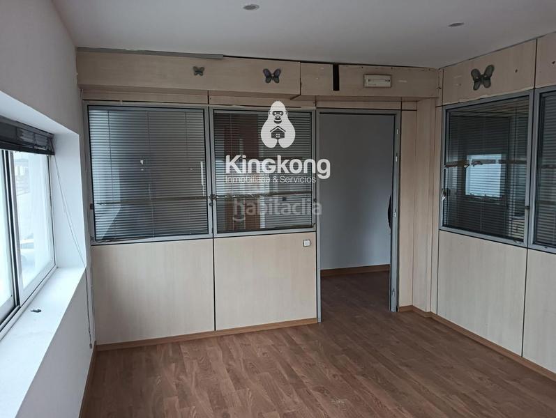 Foto 48492c64-c70c-4fb4-b388-2f5254e17342. Location bâtiment à usage industriel dans Torres de la Alameda