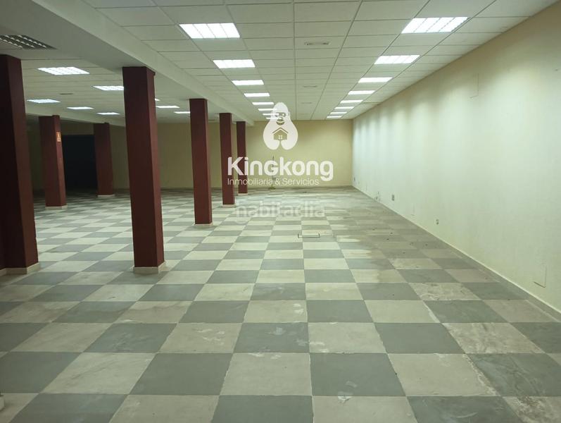 Foto 629e2cce-6909-401c-baf4-1efd404aad7c. Location bâtiment à usage industriel dans Torres de la Alameda