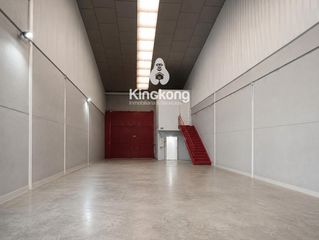Nau industrial a Campo Real. En venta nave industrial en campo real, madrid.