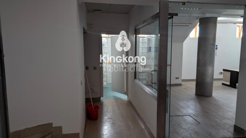 Foto d33d8864-d411-48cc-a3c1-0d3e0afcd73d. Local comercial a Canillejas Madrid