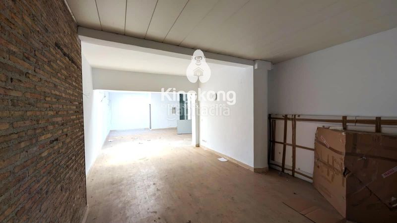 Foto f922a75f-d162-483b-9e09-71b16a8b40b8. Local comercial a Canillejas Madrid