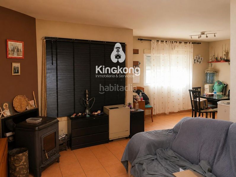 Foto 43c8e2c1-4509-4880-8d54-45f93f8fd2ce. Casa adossada amb aparcament a Valdilecha