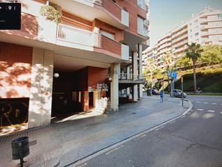 Miete Autoparkplatz in Carrer de los castillejos 419. Plaza de aparcamiento en zona céntrica