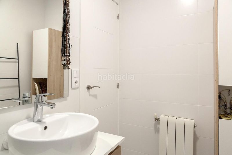 Foto a9a5be33-95d0-47f0-a69c-6fefa7383b5d. Pis amb calefacció a La Font d´en Fargues Barcelona
