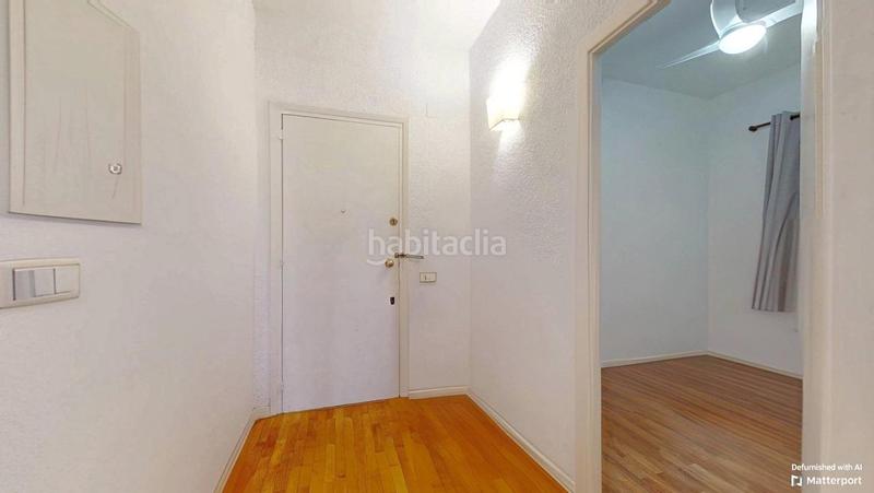 Foto c995af17-5ce8-49cf-b03a-b16de95126ce. Piso calle rosselló a dos pasos de rambla de cataluña en Barcelona