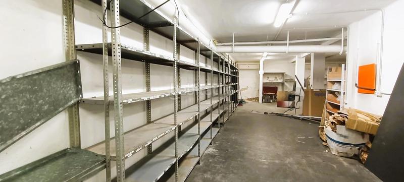 Foto 2bcc0ab0-8bef-412b-902c-30566cfcca0b. Local comercial increible local comercial 466 m en Barcelona
