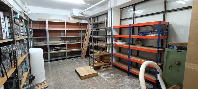 Foto 6a7e123b-67b8-4344-bef3-f7d1463dcb22. Local comercial increible local comercial 466 m en Barcelona