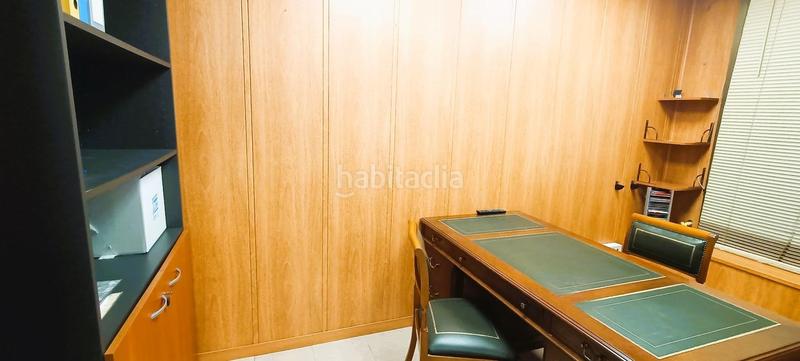 Foto da414310-3b36-4c40-889d-f477ea44a42b. Local comercial increible local comercial 466 m en Barcelona