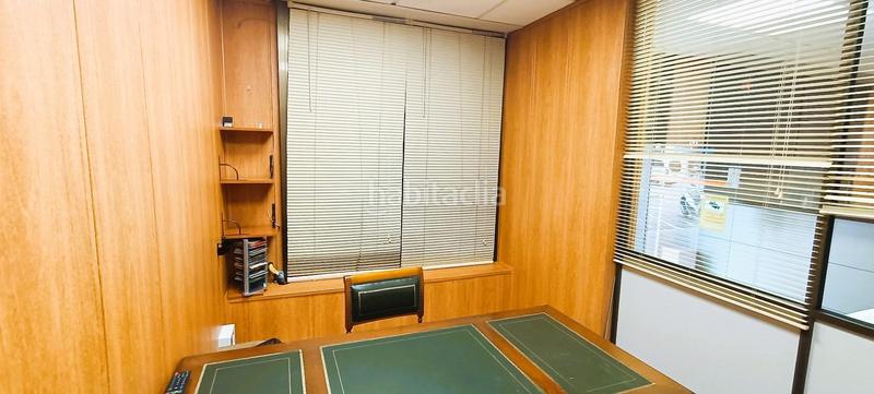 Foto f6f3aad2-9b98-484c-92f0-b6fdeeb9a307. Local comercial increible local comercial 466 m en Barcelona