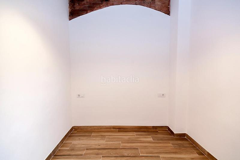 Foto 16adb1ac-c603-4583-9282-7f7081a85eff. Planta baja venta en sagrada familia. . en El Camp d´en Grassot i Gràcia Nova Barcelona