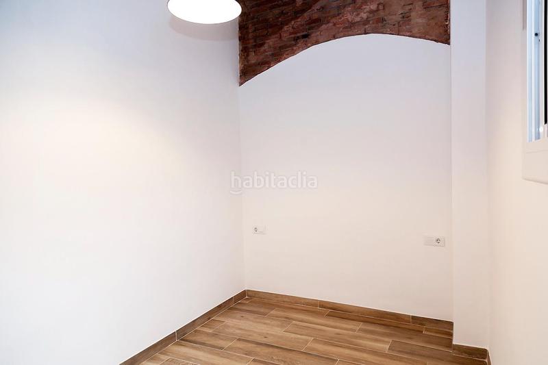 Foto 375eed60-d9e9-4dbc-9731-698a7a83877f. Planta baja venta en sagrada familia. . en El Camp d´en Grassot i Gràcia Nova Barcelona