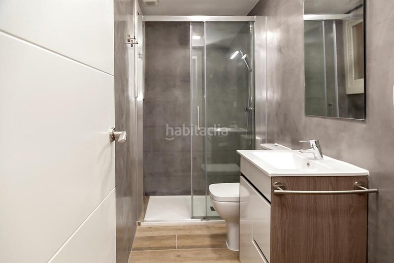 Foto 5c1887ec-7b71-48a9-bf42-90d4132afc97. Planta baja venta en sagrada familia. . en El Camp d´en Grassot i Gràcia Nova Barcelona