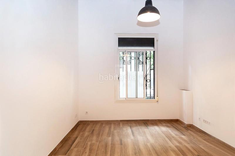 Foto 5c874cd1-da88-4ca6-9e99-d4bb8a0383f6. Planta baja venta en sagrada familia. . en El Camp d´en Grassot i Gràcia Nova Barcelona