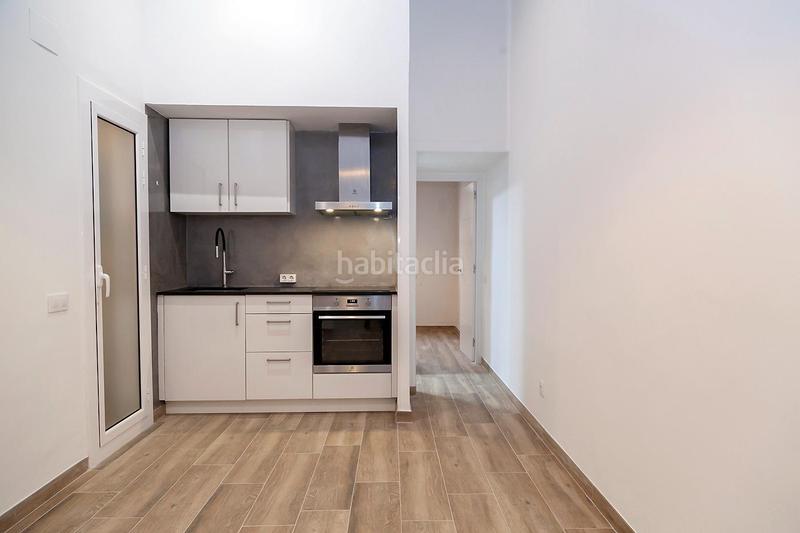 Foto 9abeb787-ff4b-4aeb-acec-485ed21564b7. Planta baja venta en sagrada familia. . en El Camp d´en Grassot i Gràcia Nova Barcelona