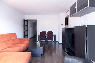 Location Appartement  Roma. Av. roma a 5 min. a pie de la estació de sants  alquiler de temp