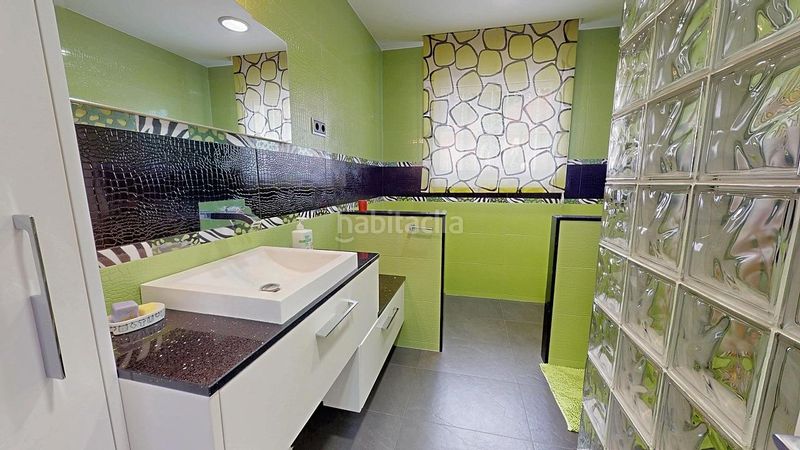 Foto d552747f-f4a8-44ce-bfac-98df8de6150d. Casa amb calefacció aparcament piscina a Caldes de Montbui