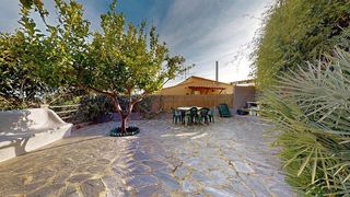 Maison  Calle angel guimera. Exclusiva casa en pedrasanta, sentmenat  espacio, luz, jardín y