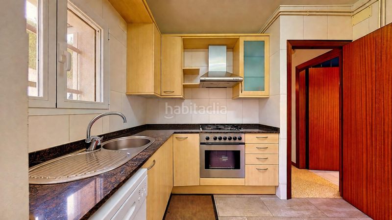 Foto bfc488f3-fc5a-403c-aa03-2ea378aeddcb. Casa amb calefacció aparcament a Alella