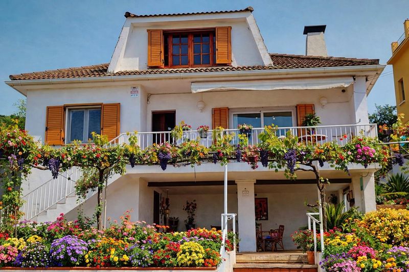 Foto d107fa9f-2ec2-4a76-b3cb-f1255da1f7b4. Casa amb calefacció aparcament a Alella