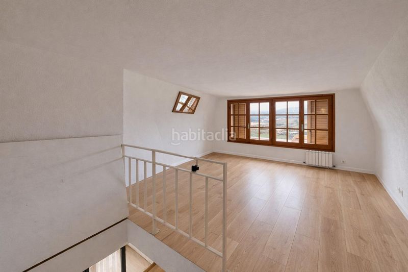 Foto f4570a56-5bf2-40ea-b4a9-ba3da26bb25c. Casa amb calefacció aparcament a Alella
