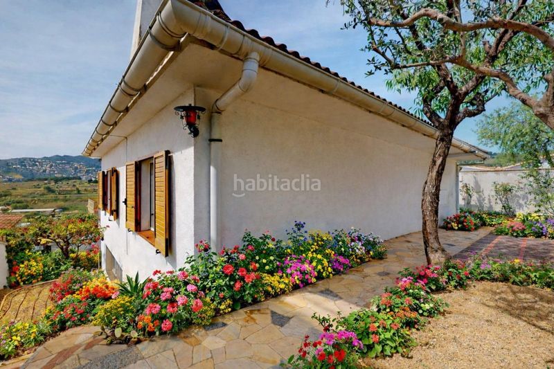 Foto f4cd6534-1cc0-4bfb-aa73-7cbd17ddb8f2. Casa amb calefacció aparcament a Alella
