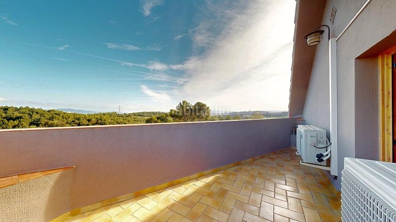 Foto 50c64d45-163e-4a52-9a74-d7e8e586678f. Casa amb calefacció aparcament a Sentmenat