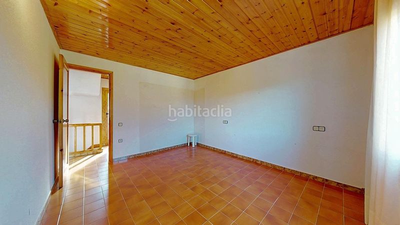 Foto 6d2bbb12-4555-461a-8943-2f542549a10f. Casa amb calefacció aparcament a Sentmenat