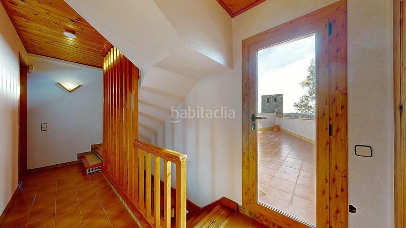 Foto f648a158-a4df-40da-af0e-0eed3f682b3b. Casa amb calefacció aparcament a Sentmenat