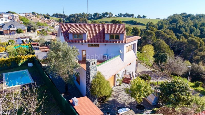 Foto faa0990a-811b-4e41-b2c7-87e2568c5cad. Casa amb calefacció aparcament a Sentmenat