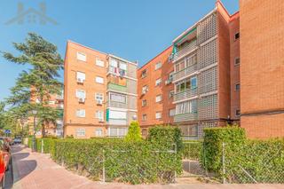 Etagenwohnung  Calle bretn de los herreros. Oportunidad en el centro: piso luminoso con terraza y todos los