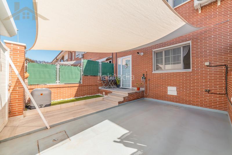 Foto 0bb580af-d821-498b-958a-3113b6e45d55. Casa adosada venta de adosado – zona el caracol en Valdemoro
