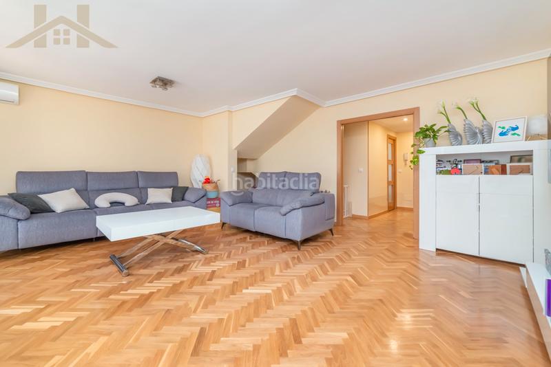 Foto 892e5ebd-98fa-47bb-bc82-d20c0735b010. Casa adosada venta de adosado – zona el caracol en Valdemoro