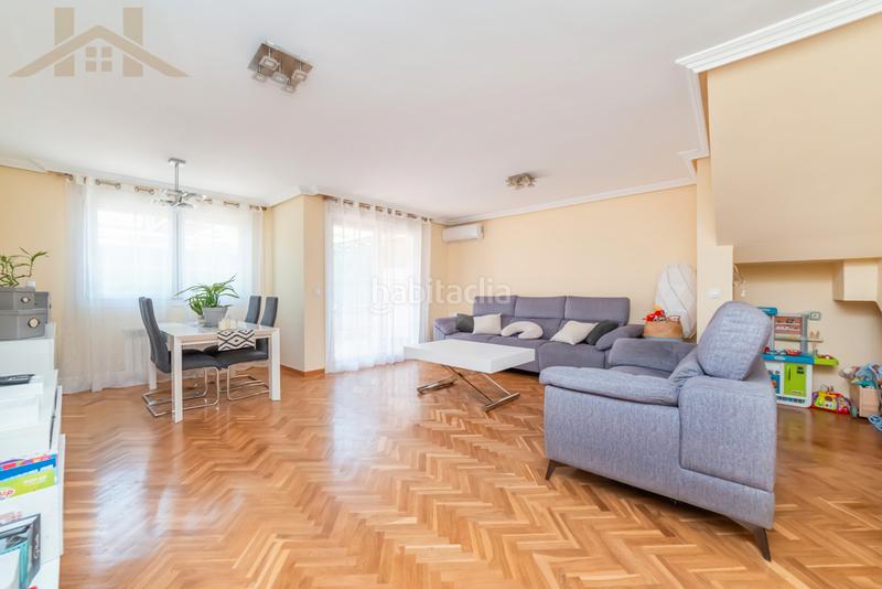 Foto 9f06bf67-3655-4881-a161-26ac6d0267d3. Casa adosada venta de adosado – zona el caracol en Valdemoro