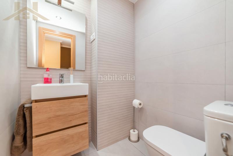 Foto c592b4d2-9433-4287-9579-9b92932d2f5e. Casa adosada venta de adosado – zona el caracol en Valdemoro