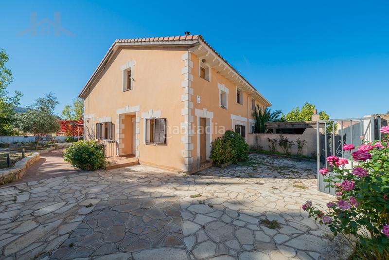 Foto 30836eae-84bd-4182-a8b3-d6b30529948f. Maison jumelée avec chauffage parking piscine dans Robledo de Chavela