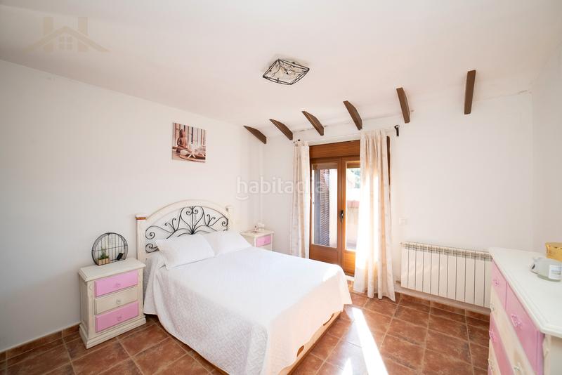 Foto 50ff2fc8-3622-4877-81c7-1fff46097a01. Maison jumelée avec chauffage parking piscine dans Robledo de Chavela