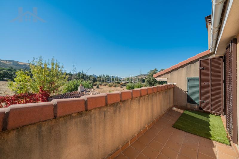 Foto a8668c2e-0cda-4dc0-b798-af13aaa76a55. Maison jumelée avec chauffage parking piscine dans Robledo de Chavela