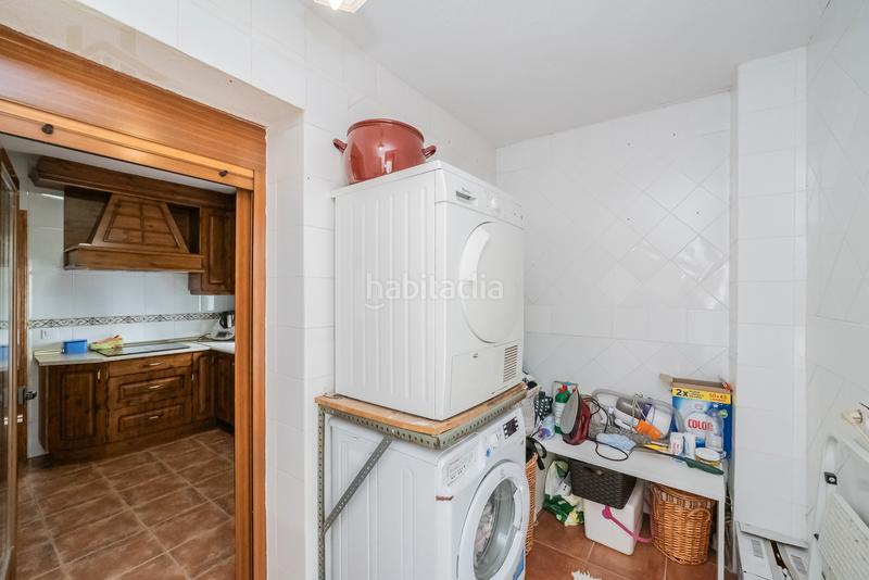 Foto d30933e6-1841-41e5-a873-b02a7ad8f825. Maison jumelée avec chauffage parking piscine dans Robledo de Chavela