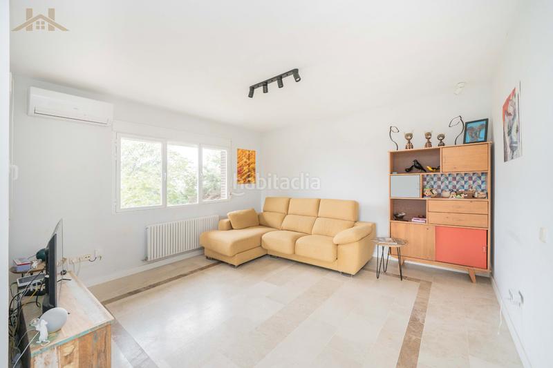 Foto 2fca90af-dfc2-4cd6-8d96-203604caed6f. Casa in calle zurich 14 in Robledo de Chavela