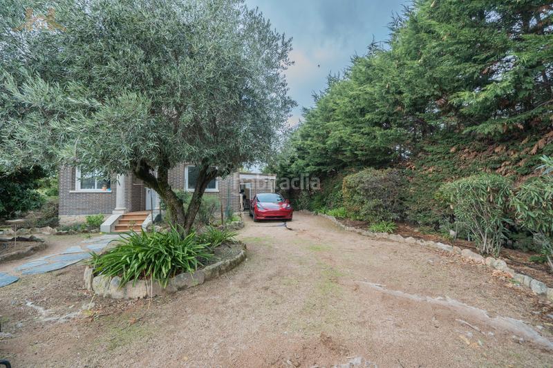 Foto d371cd02-b2d3-42f5-8137-7cd3e277e4f1. Casa in calle zurich 14 in Robledo de Chavela