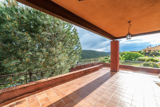 Chalet  Calle pinosilla 33. Chalet independiente con piscina