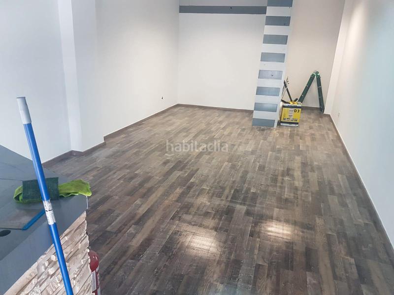 Foto f447301e-94c4-4ecb-a70e-613cf9bf24d3. Rent business premise in avinguda francesc macià 204 in Esparreguera