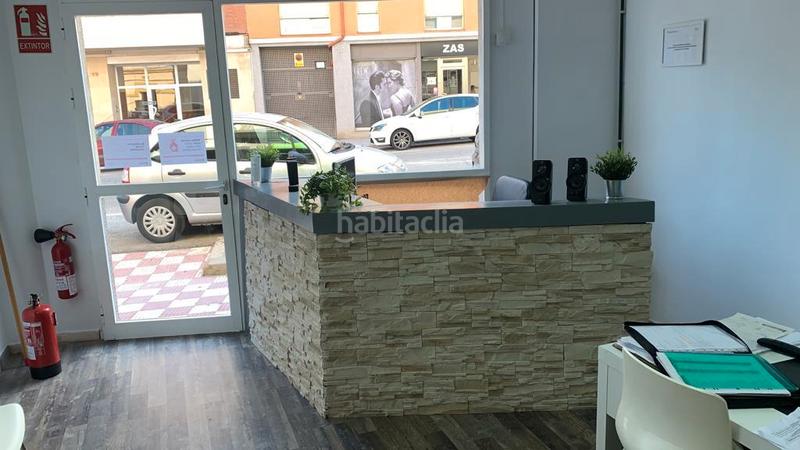 Foto 09d4c4c2-1142-4773-a36f-60f451d0edaf. Location local commercial dans avinguda francesc macià 204 dans Esparreguera