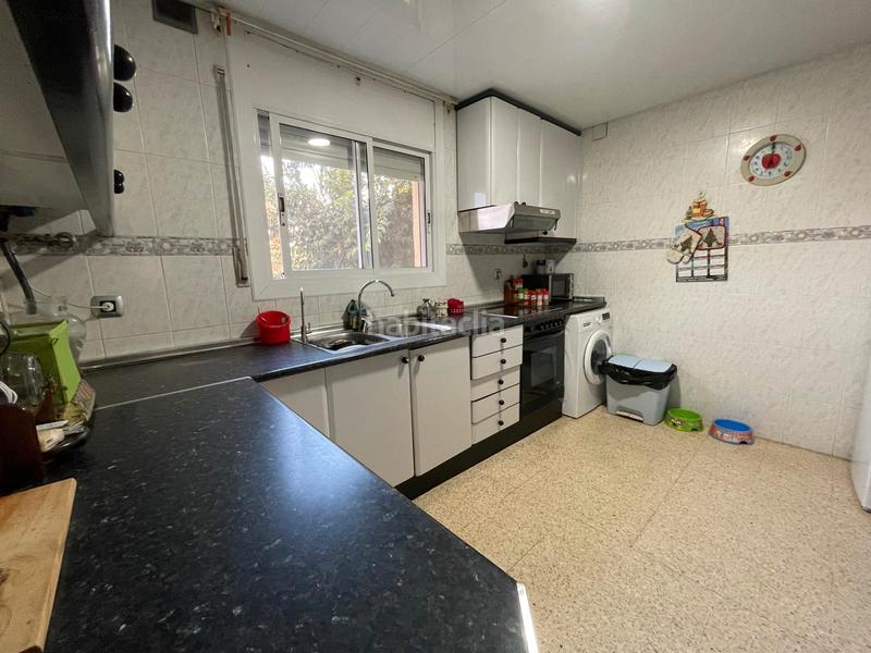 Foto dcd57e96-813f-4e41-a265-855084d1a5cc. Casa adossada amb calefacció aparcament a Abrera