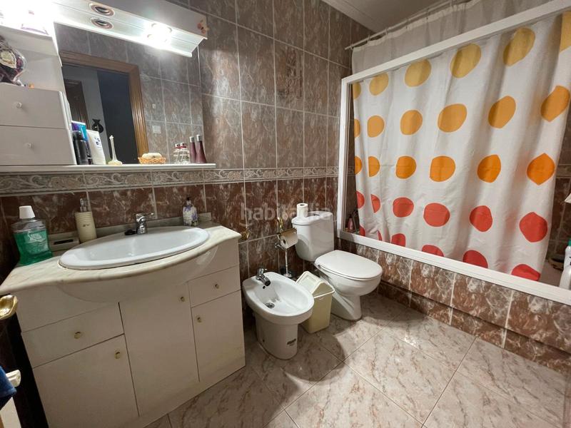 Foto 608d3771-1592-45e2-a8ba-0d4e61f2dd4c. Maison jumelée avec chauffage parking dans Abrera