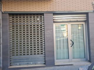 Local Comercial a Carrer dels Ferrocarrils Catalans 44