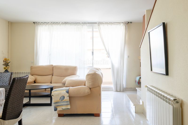 Foto 89d68f13-5502-49aa-921b-601502a2b036. Chalet en Abrera